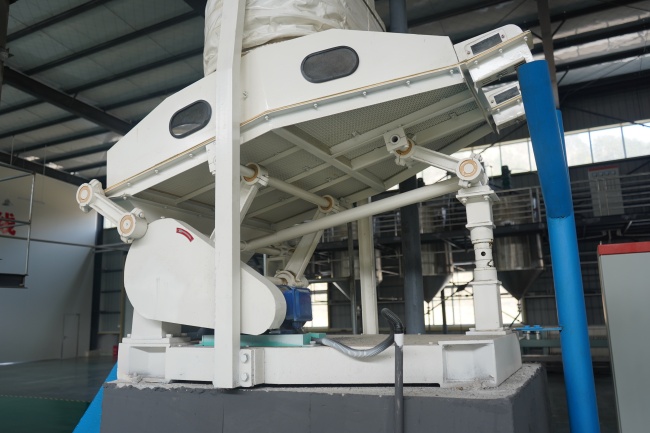 国内灶燃气,热水器,烟机,电热水器,消毒柜,环保灶,亿翔龙集团,国内厨具,厨房用品,帅运来,智荣好太太